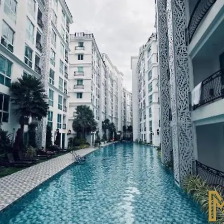 City Garden Olympus Apartment